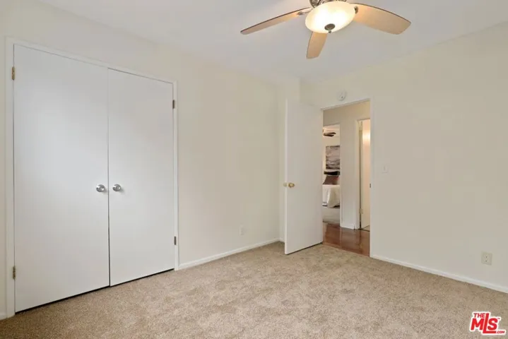 4927 Indian Wood Road 370, Culver City, California 90230