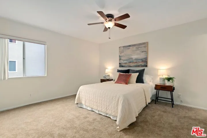 4927 Indian Wood Road 370, Culver City, California 90230