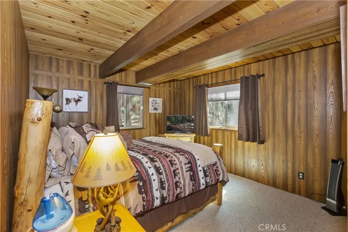 454 Ashwood Drive, Big Bear, California 92314
