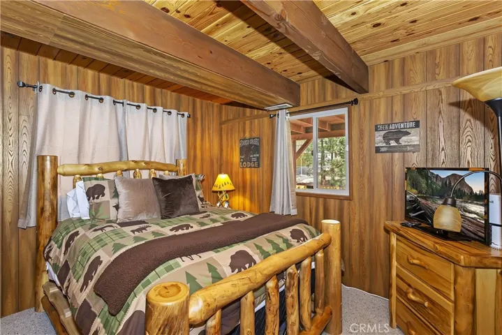454 Ashwood Drive, Big Bear, California 92314