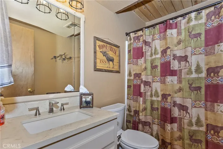 454 Ashwood Drive, Big Bear, California 92314