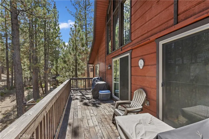 454 Ashwood Drive, Big Bear, California 92314