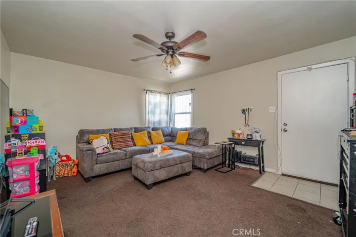 208 E Imperial, Los Angeles, California 90061