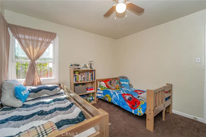 208 E Imperial, Los Angeles, California 90061