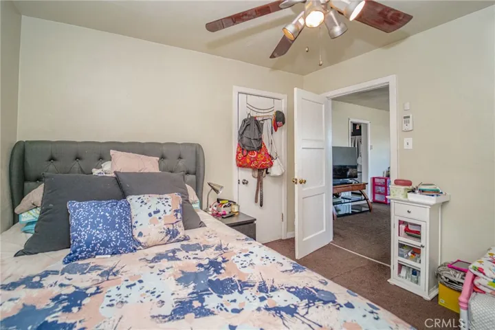 208 E Imperial, Los Angeles, California 90061