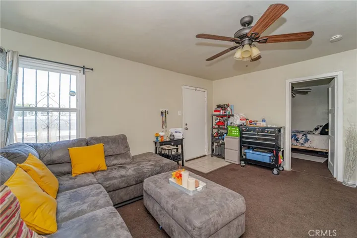 208 E Imperial, Los Angeles, California 90061