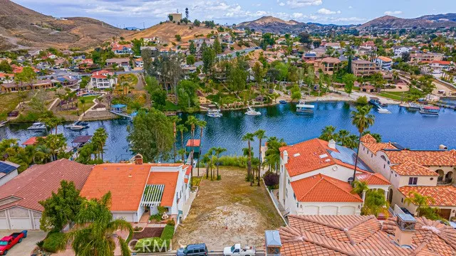 22146 San Joaquin Drive W, Canyon Lake, California 92587
