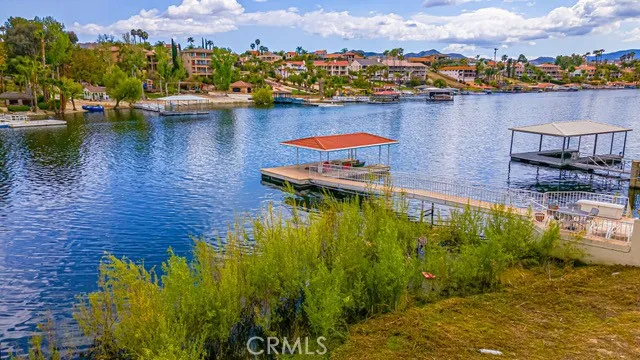 22146 San Joaquin Drive W, Canyon Lake, California 92587