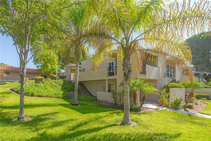 2173 Via Mariposa E Q, Laguna Woods, California 92637
