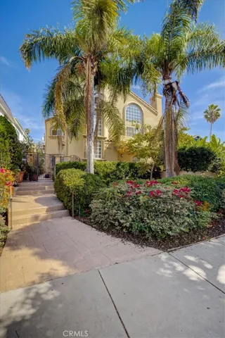 911 7th Street D, Santa Monica, California 90403