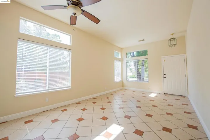 2190 El Lago Drive, Oakley, California 94561