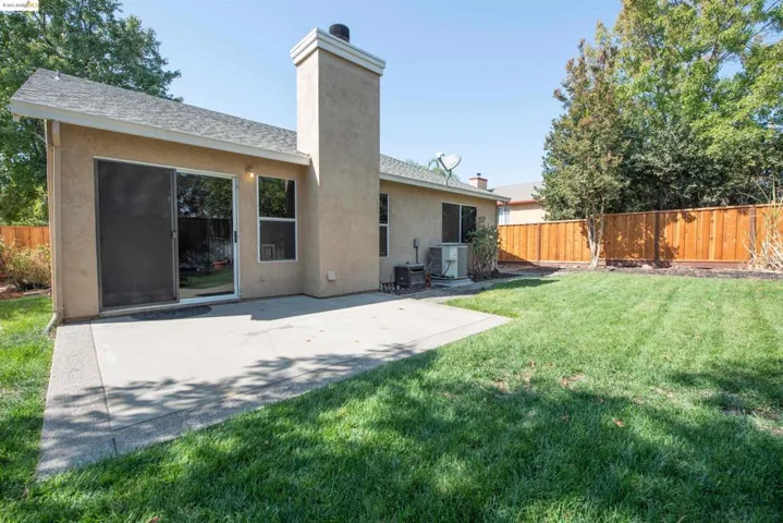 2190 El Lago Drive, Oakley, California 94561