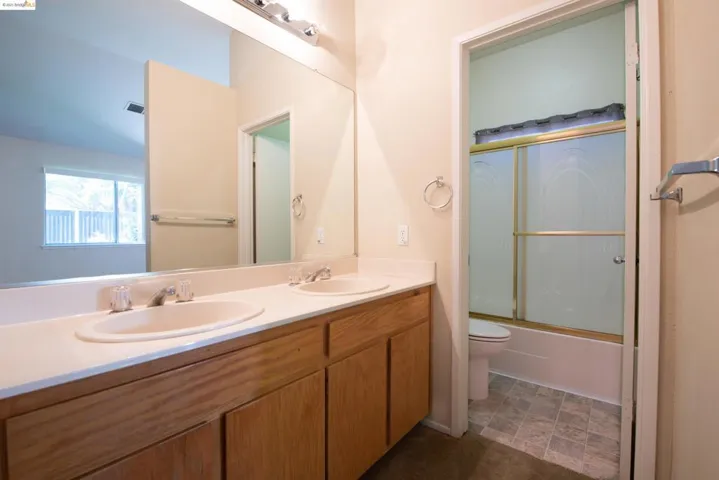2190 El Lago Drive, Oakley, California 94561