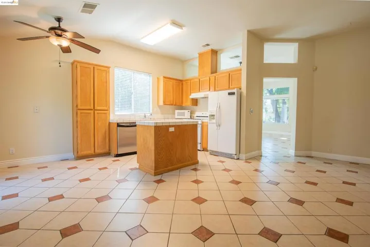 2190 El Lago Drive, Oakley, California 94561