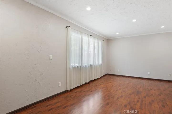 10151 Petit Avenue, North Hills, California 91343