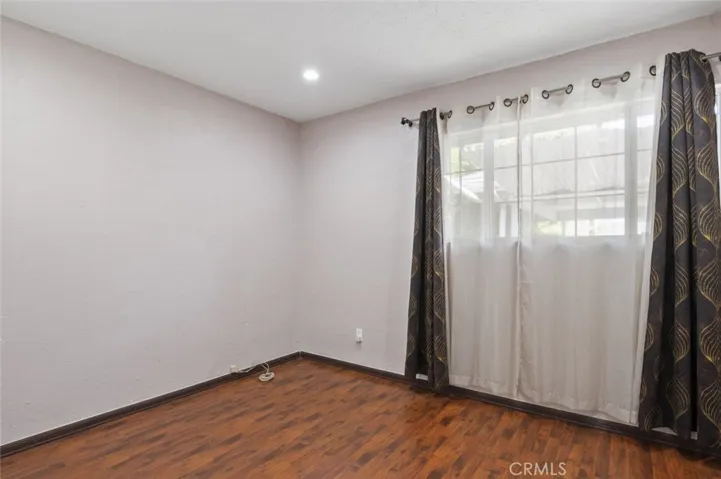 10151 Petit Avenue, North Hills, California 91343