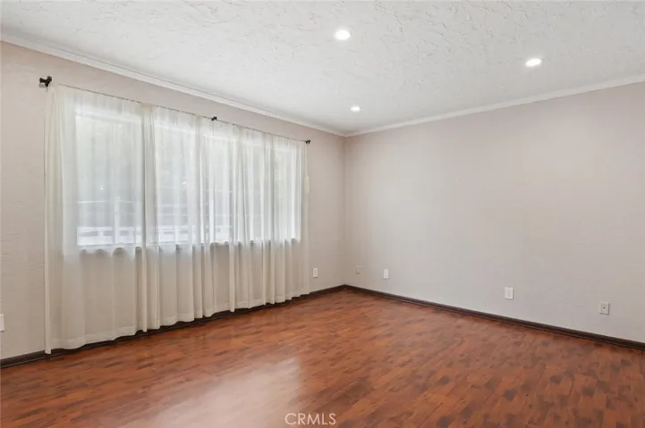 10151 Petit Avenue, North Hills, California 91343