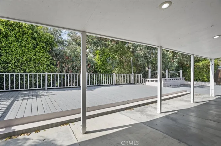 10151 Petit Avenue, North Hills, California 91343