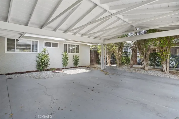 10151 Petit Avenue, North Hills, California 91343