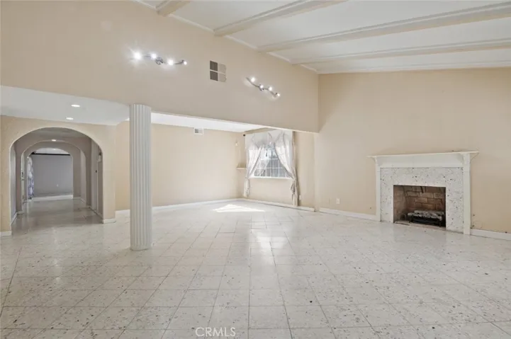 10151 Petit Avenue, North Hills, California 91343