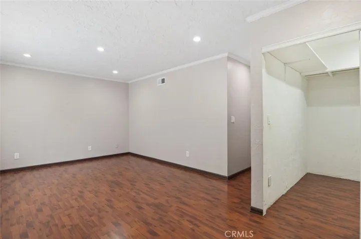 10151 Petit Avenue, North Hills, California 91343