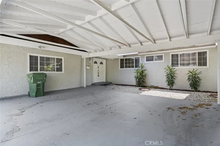 10151 Petit Avenue, North Hills, California 91343