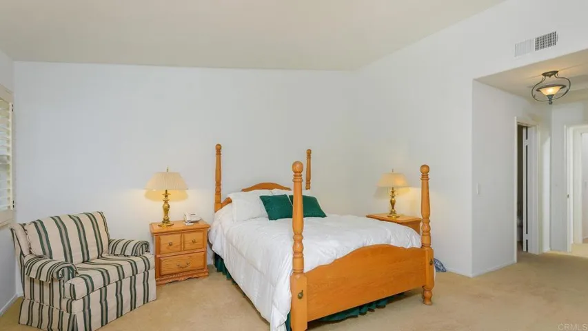 1718 Tecalote Drive 4, Fallbrook, California 92028