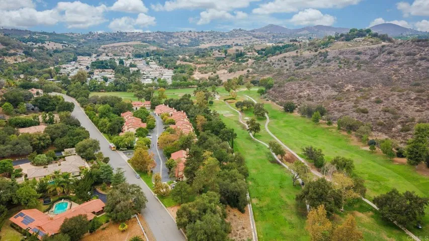 1718 Tecalote Drive 4, Fallbrook, California 92028