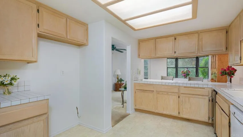 1718 Tecalote Drive 4, Fallbrook, California 92028