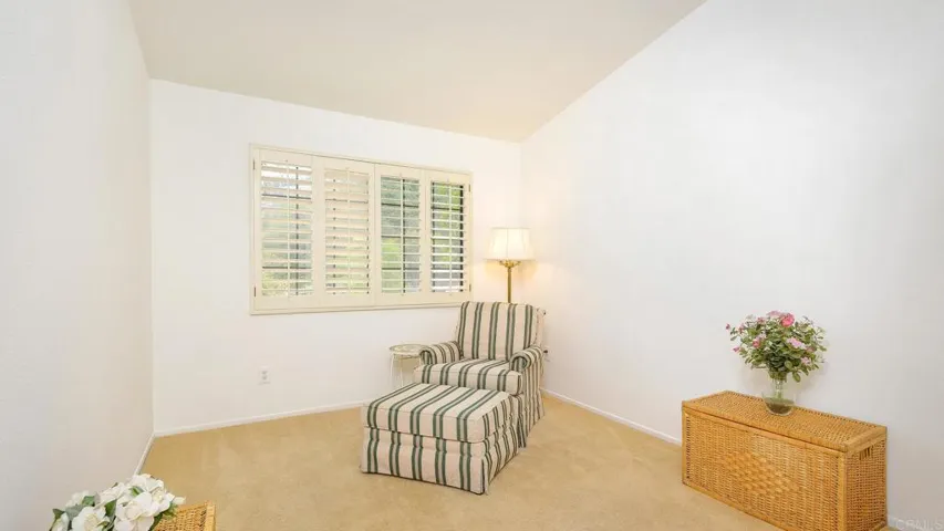 1718 Tecalote Drive 4, Fallbrook, California 92028