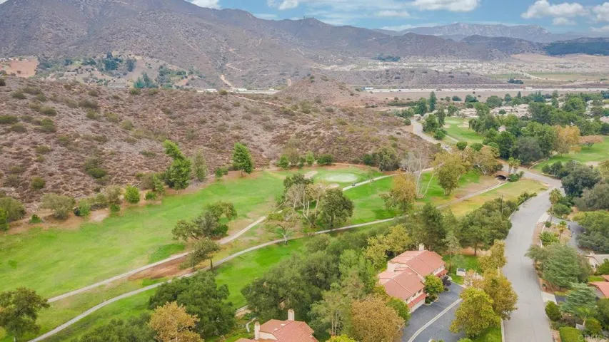 1718 Tecalote Drive 4, Fallbrook, California 92028