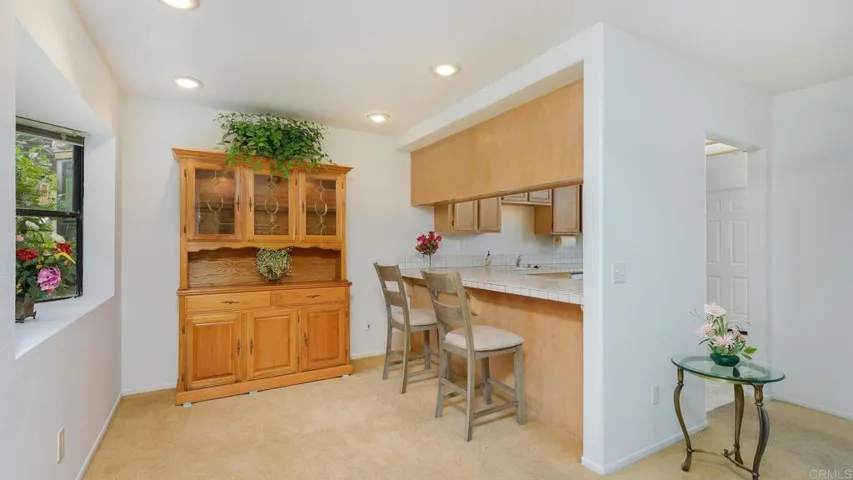 1718 Tecalote Drive 4, Fallbrook, California 92028
