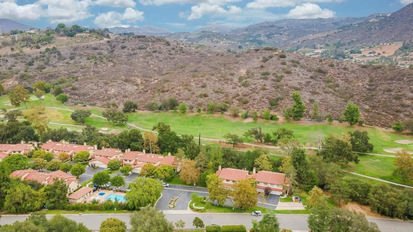 1718 Tecalote Drive 4, Fallbrook, California 92028
