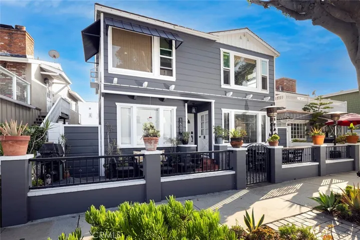 1609 E Balboa Boulevard, Newport Beach, California 92661
