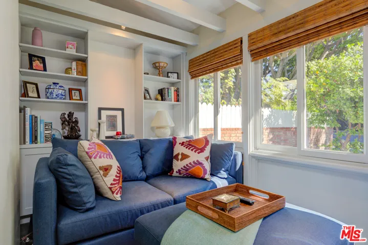 1551 Courtney Avenue, Los Angeles, California 90046
