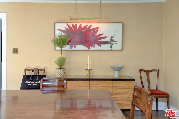 1551 Courtney Avenue, Los Angeles, California 90046