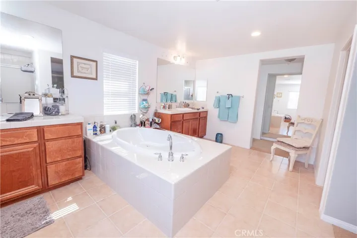 32982 Lamtarra, Menifee, California 92584