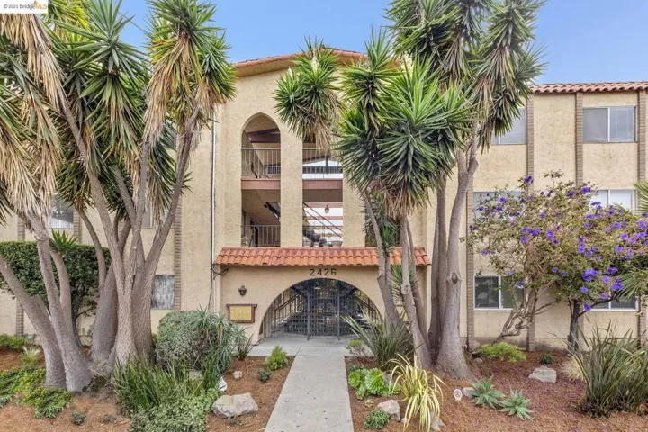 2426 Lincoln Ave H, Alameda, California 94501