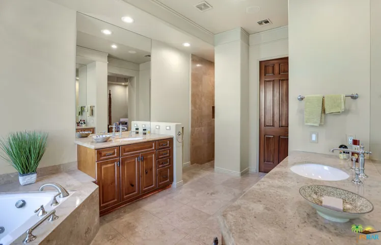 11 Villaggio Place, Rancho Mirage, California 92270