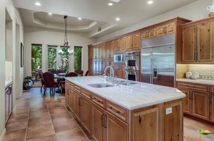 11 Villaggio Place, Rancho Mirage, California 92270