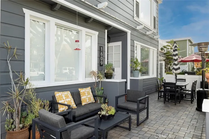 1609 E Balboa Boulevard, Newport Beach, California 92661