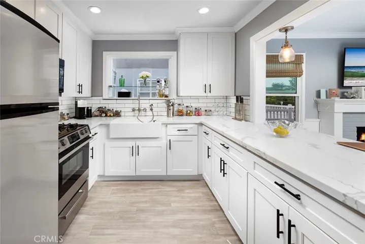 1609 E Balboa Boulevard, Newport Beach, California 92661