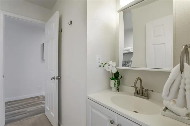 , Santa Clara, California 95051