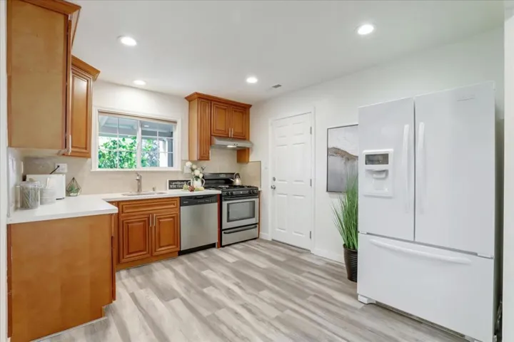 , Santa Clara, California 95051