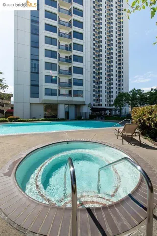 6363 Christie Ave, Emeryville, California 94608
