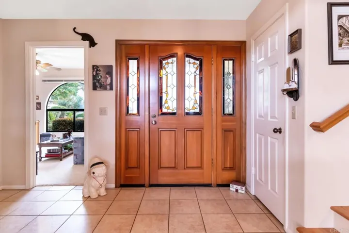 15659 Vista Vicente Drive, Ramona, California 92065