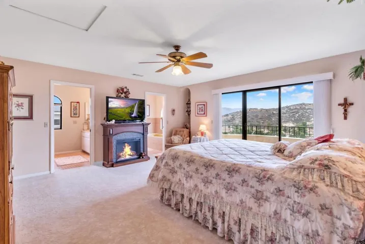 15659 Vista Vicente Drive, Ramona, California 92065