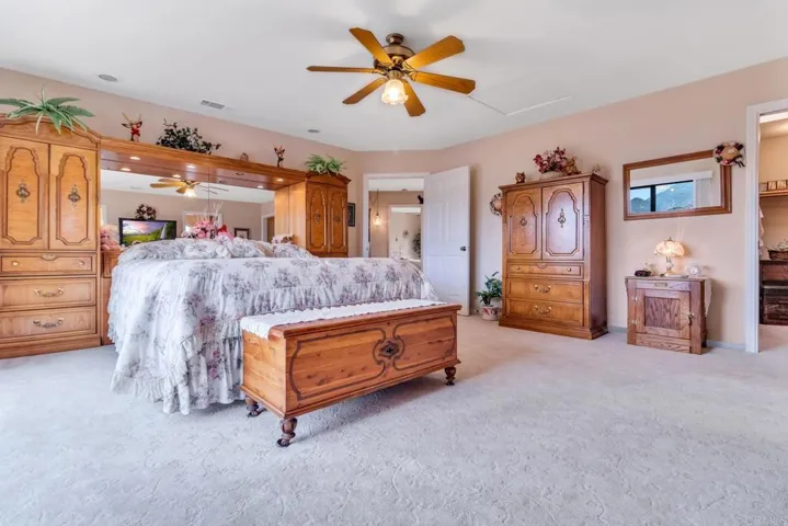 15659 Vista Vicente Drive, Ramona, California 92065