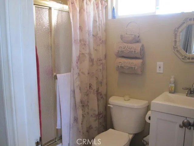 1026 W Walnut Street, Santa Ana, California 92703