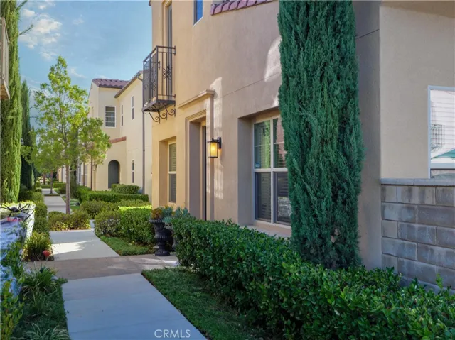 Walkway to Front Door
